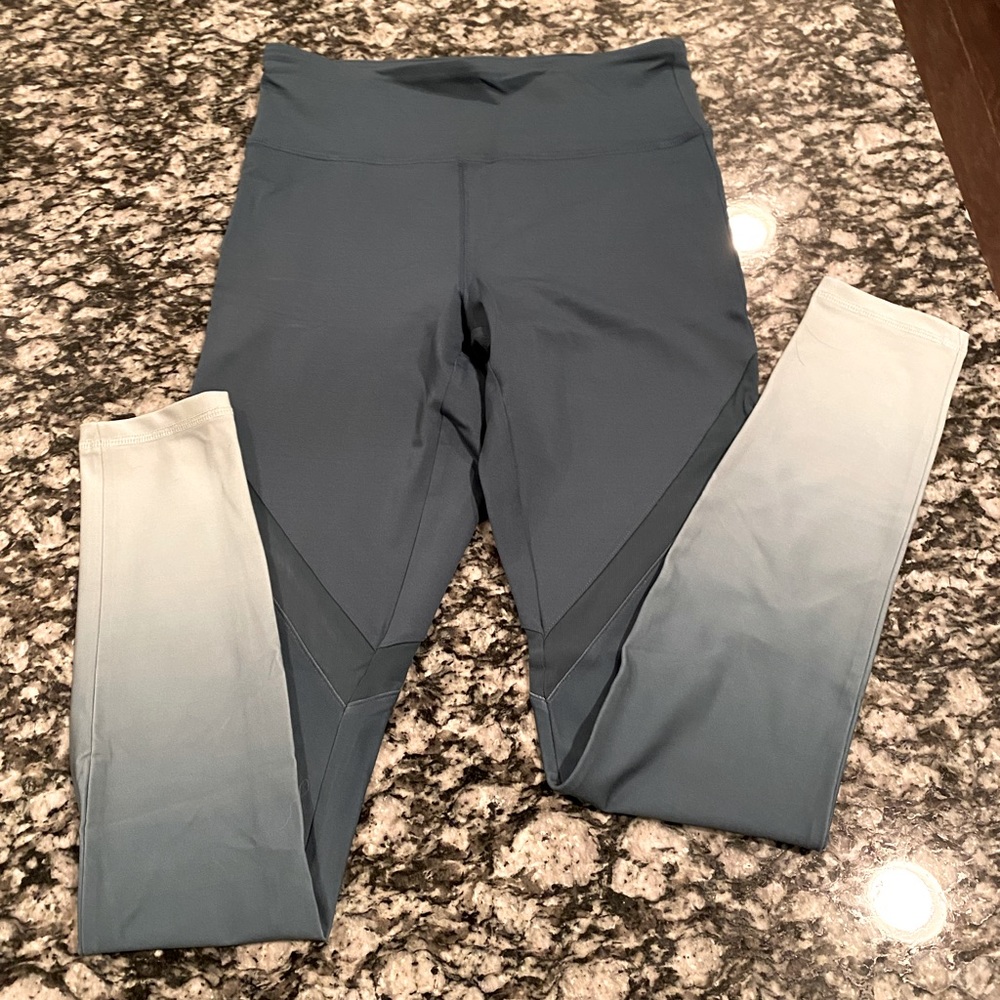 Ombré Blue Leggings